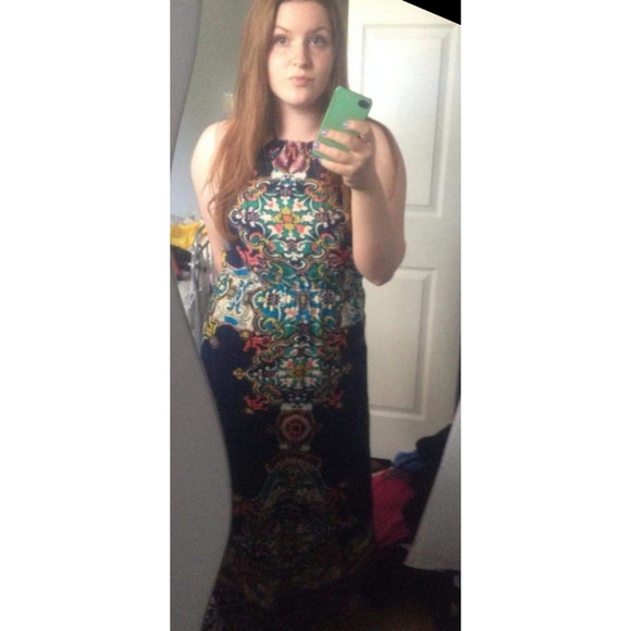 ‼️2/$15 Colorful print Maxi dress - Picture 7 of 9